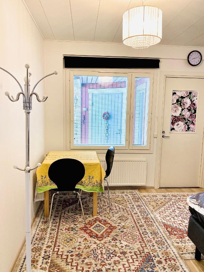 Two Bedrooms,Dining Area And Bathroom With Private Entrance Котка Экстерьер фото